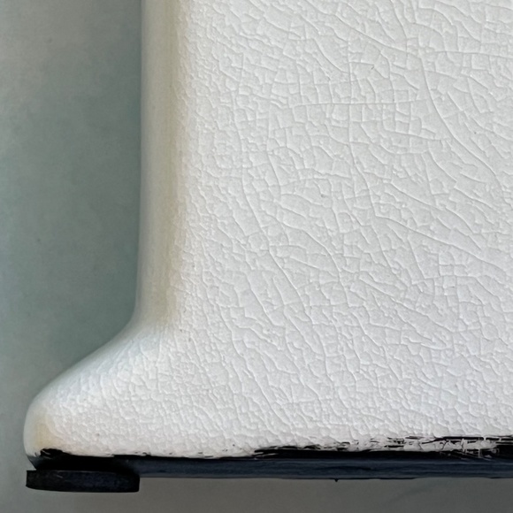 Ceramic Off-white l-o-v-e Letters Sign - Picture 8 of 9